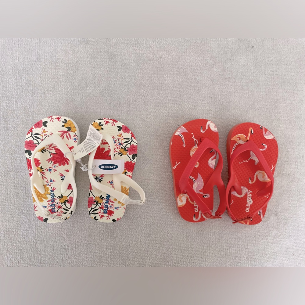 2 FOR Bundle - OLD NAVY flip flops in size 6 Toddler! One pair is NWT!